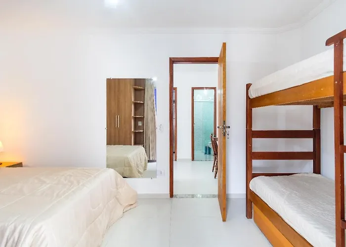 Apartamento A 100 Metros Da Praia - 01 Dormitorio - Edificio Agua Viva